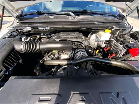 Used 2020 RAM 1500 Laramie image 31