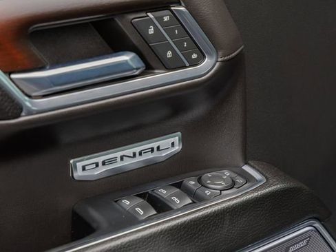 Used 2024 GMC Sierra 1500 Denali w/ Denali Reserve Package image 16