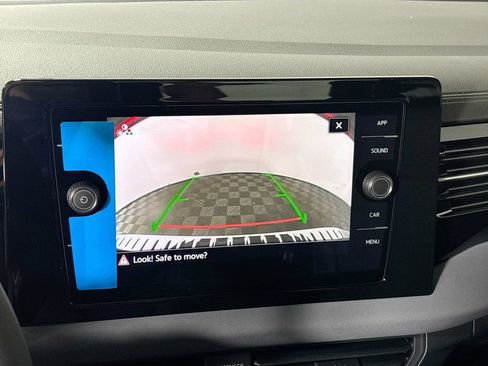 New 2026 Volkswagen Jetta SE FWD image 16