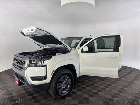 New 2026 Nissan Frontier SV w/ SV Convenience Package image 11