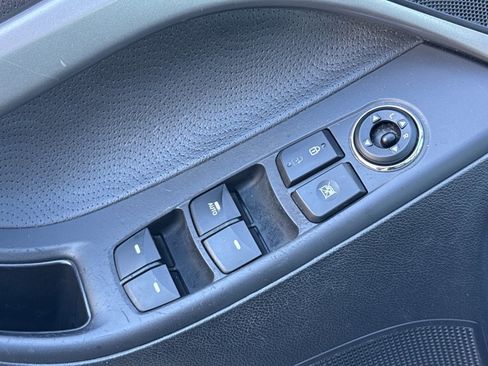 Used 2013 Hyundai Elantra Limited w/ Technology Pkg image 12