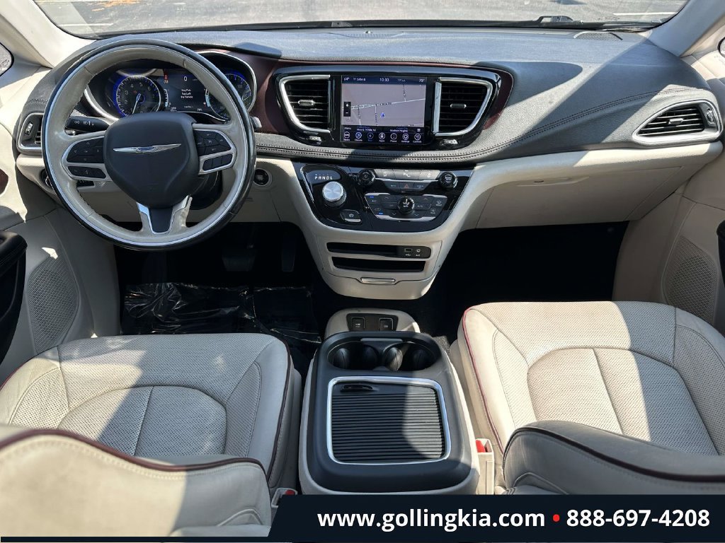 Used 2020 Chrysler Pacifica Limited FWD image 11