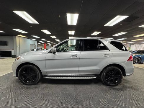 Used 2016 Mercedes-Benz GLE 400 4MATIC image 9