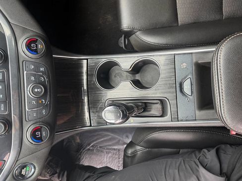 Used 2019 Chevrolet Impala LT image 23