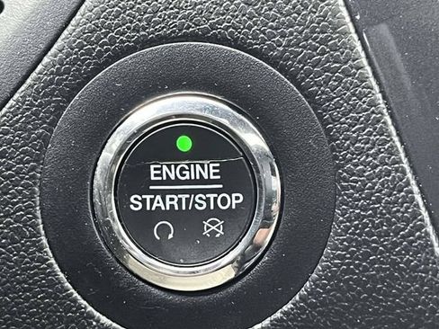 Certified 2018 Ford Explorer Limited w/ Equipment Group 301A FWD image 33