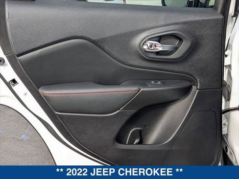 Used 2022 Jeep Cherokee Trailhawk w/ Sun, Sound & Nav Group image 20