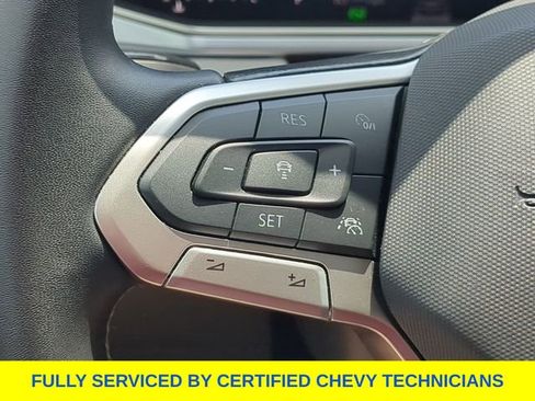 Used 2025 Volkswagen Taos SE AWD/4WD image 27