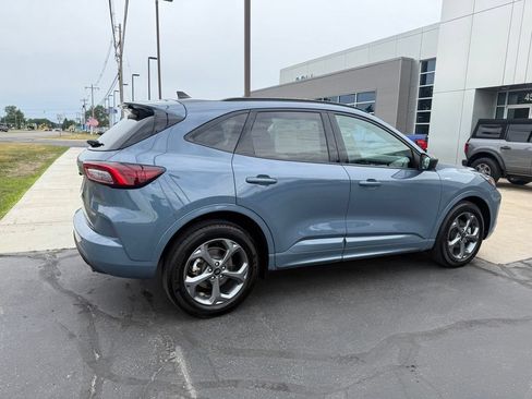 Certified 2023 Ford Escape ST-Line w/ Equipment Group 301A FWD image 8