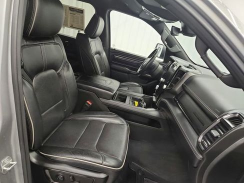 Used 2022 RAM 1500 Limited w/ Off-Road Group AWD/4WD image 39