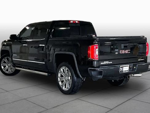Used 2017 GMC Sierra 1500 Denali w/ Denali Ultimate Package AWD/4WD image 12