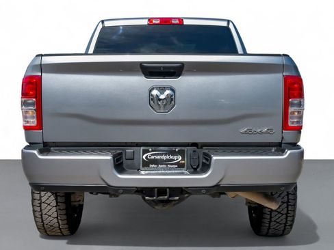 Used 2022 RAM 2500 Tradesman w/ Chrome Appearance Group image 10