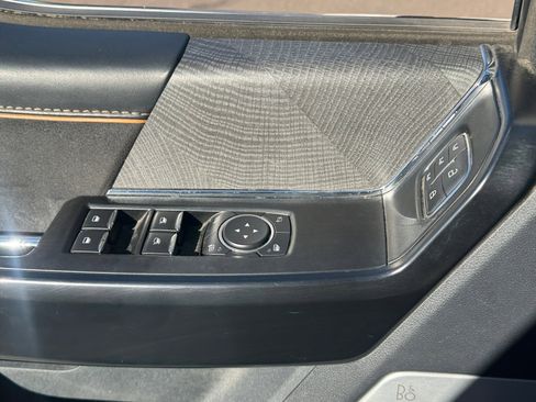 Used 2022 Ford F150 Platinum w/ Equipment Group 701A High image 16