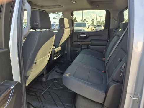 Used 2019 Chevrolet Silverado 1500 RST image 13