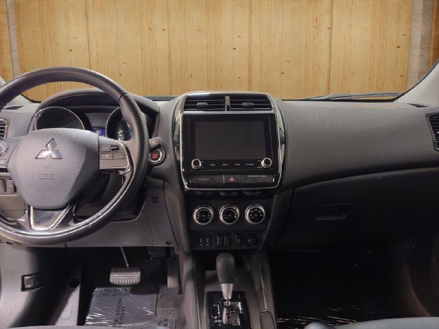 Used 2024 Mitsubishi Outlander Sport SE AWD/4WD image 14