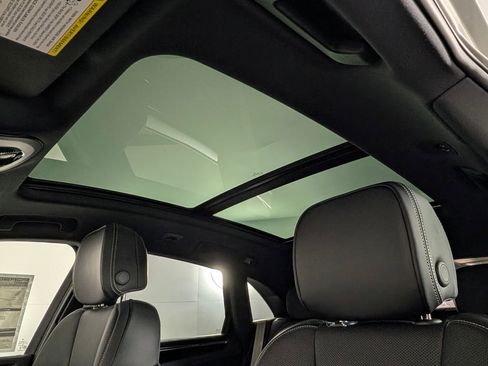 Used 2024 Porsche Macan GTS image 29