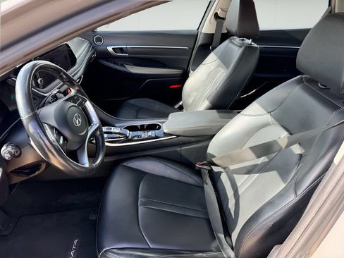 Used 2022 Hyundai Sonata Limited FWD image 10