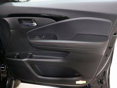 New 2026 Honda Ridgeline Black Edition image 19
