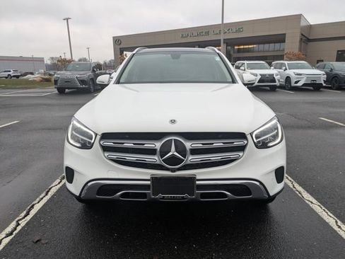 Used 2021 Mercedes-Benz GLC 300 4MATIC image 3