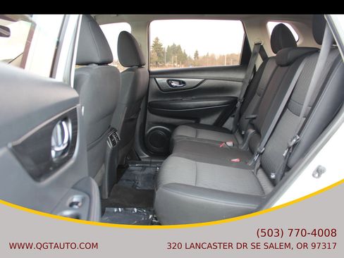 Used 2017 Nissan Rogue S FWD image 13