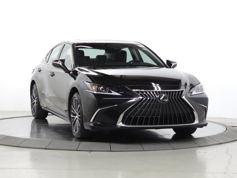 Used 2025 Lexus ES 350 w/ Premium Package FWD image 1