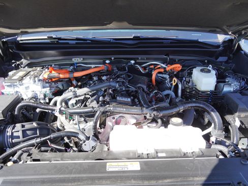 New 2025 Toyota Tacoma Trailhunter image 14