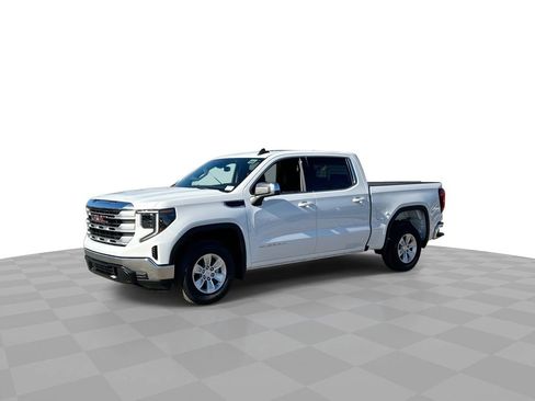 Used 2023 GMC Sierra 1500 SLE image 4