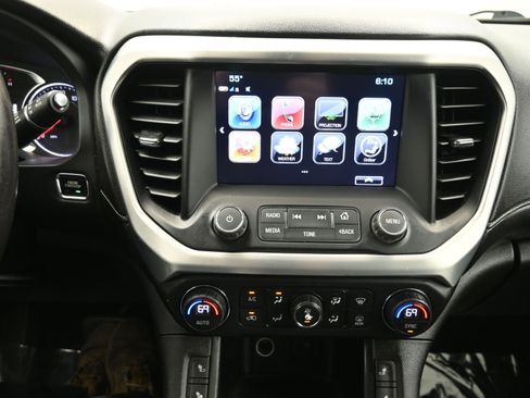 Used 2019 GMC Acadia SLT image 15