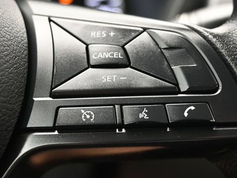 Used 2024 Nissan Sentra S FWD image 17