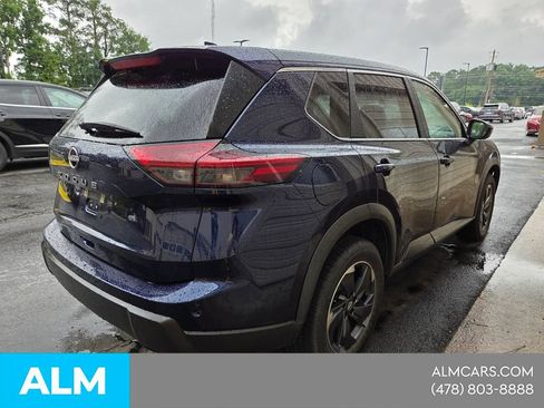 Used 2025 Nissan Rogue SV FWD image 13
