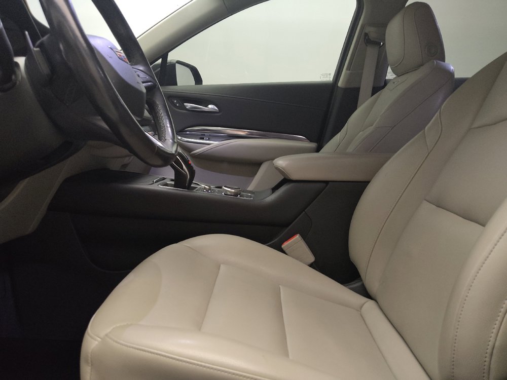 Used 2019 Cadillac XT4 Luxury FWD image 17