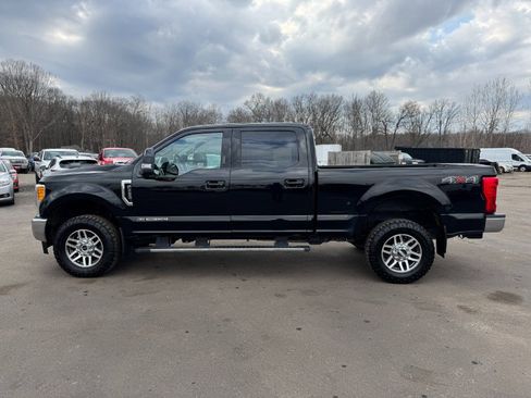 Used 2017 Ford F250 Lariat w/ Lariat Ultimate Package image 2