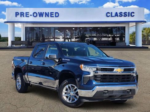 Used 2023 Chevrolet Silverado 1500 LT image 1