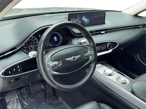 Used 2022 Genesis GV70 2.5T w/ Select Package image 14