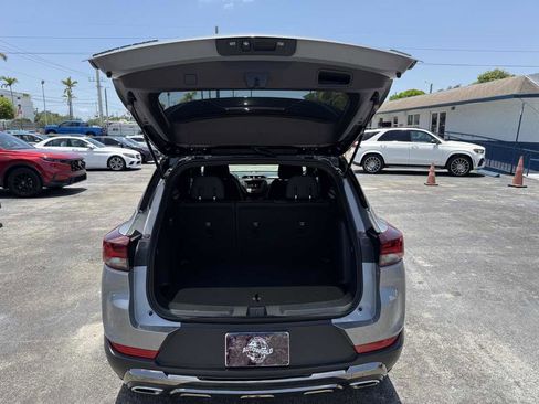 Used 2023 Chevrolet TrailBlazer RS image 47