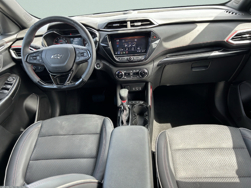 Used 2023 Chevrolet TrailBlazer RS w/ Convenience Package FWD image 17