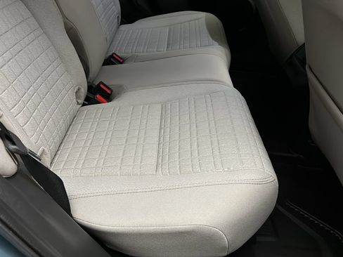 Certified 2023 Honda HR-V LX image 17