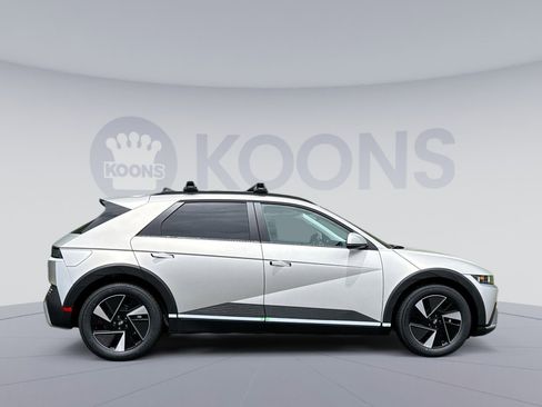 New 2025 Hyundai Ioniq 5 SEL image 8