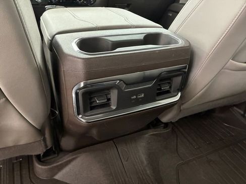Used 2023 GMC Sierra 1500 SLT w/ SLT Premium Package AWD/4WD image 19