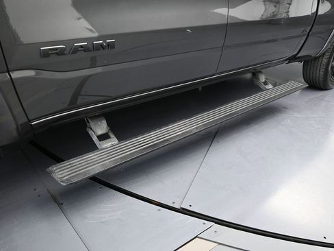 Used 2022 RAM 1500 Laramie image 30