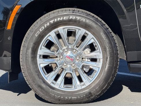 Used 2025 GMC Yukon XL Denali image 14