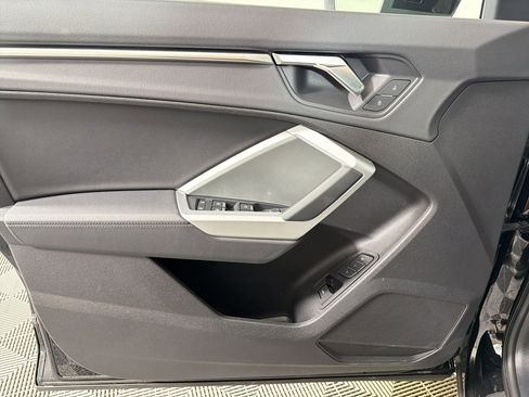 Certified 2025 Audi Q3 2.0T Premium w/ Convenience Package AWD/4WD image 12