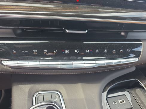 Used 2023 Cadillac Escalade Sport w/ LPO, ONYX Package AWD/4WD image 24