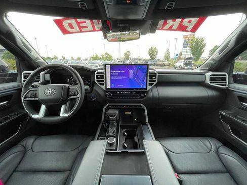 Used 2024 Toyota Sequoia Platinum AWD/4WD image 30