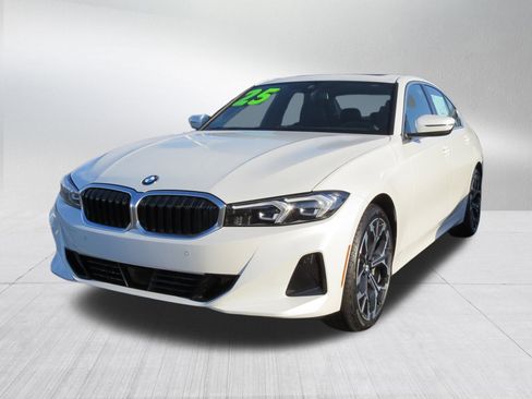 New 2025 BMW 330i xDrive Sedan w/ Convenience Package image 4