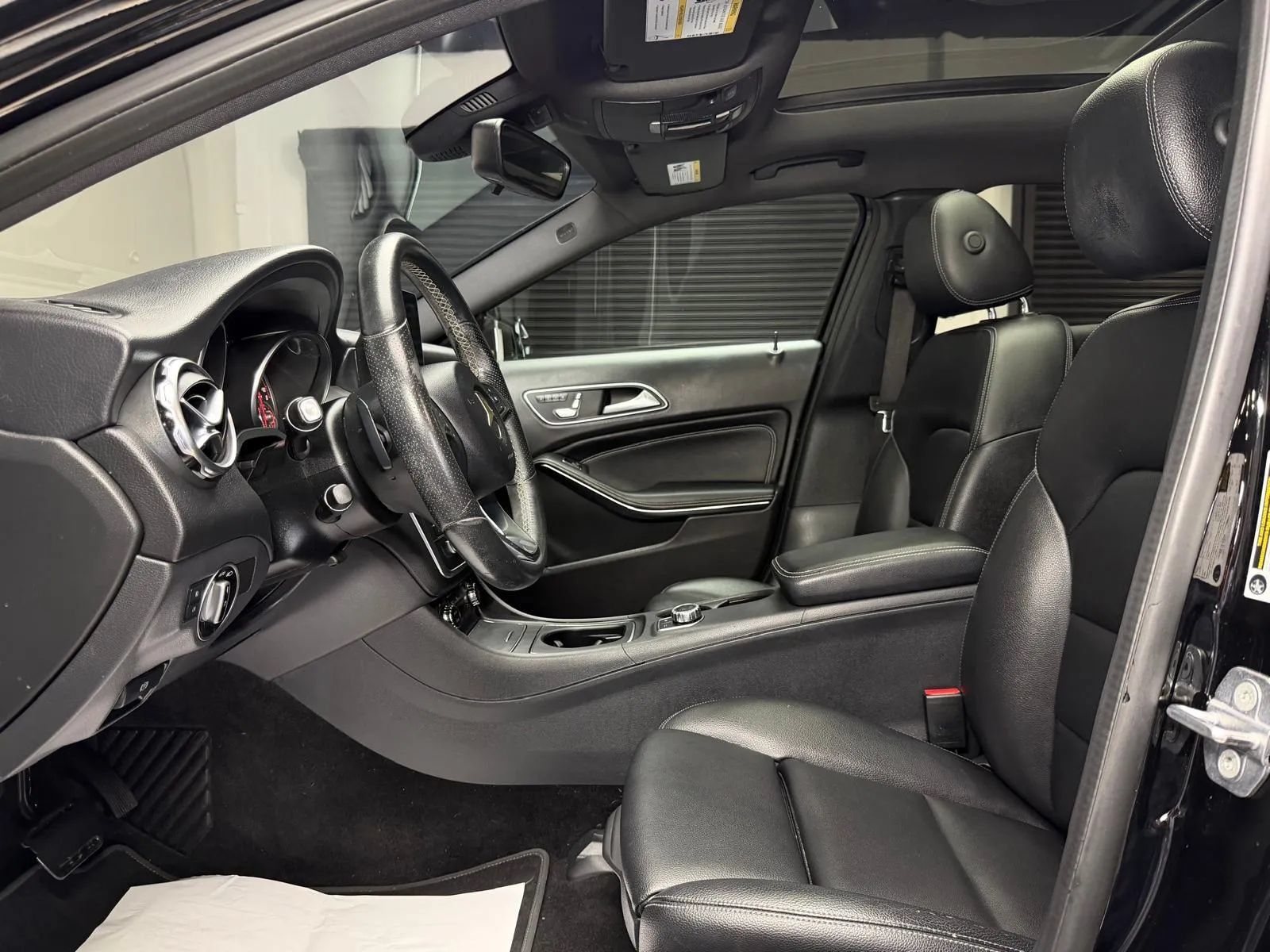 Used 2018 Mercedes-Benz GLA 250 w/ Multimedia Package image 28