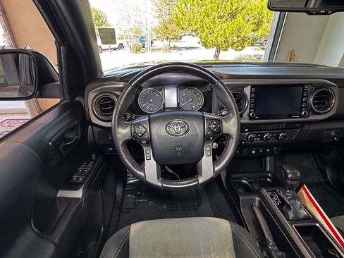 Used 2023 Toyota Tacoma TRD Off-Road image 18