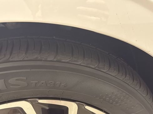 Certified 2025 Hyundai Sonata Limited FWD image 10