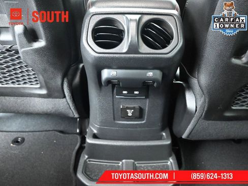 Used 2022 Jeep Wrangler Unlimited Rubicon w/ Xtreme Recon 35" Tire Package image 28