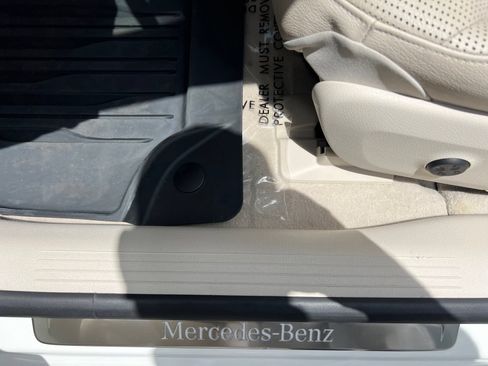 Used 2022 Mercedes-Benz EQS 580 4MATIC Sedan image 30