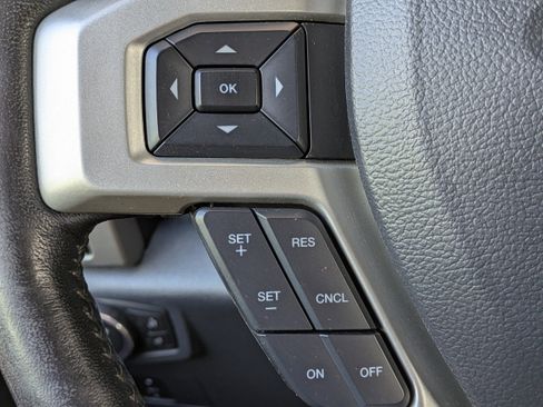 Used 2022 Ford F450 Lariat w/ Lariat Value Package AWD/4WD image 26